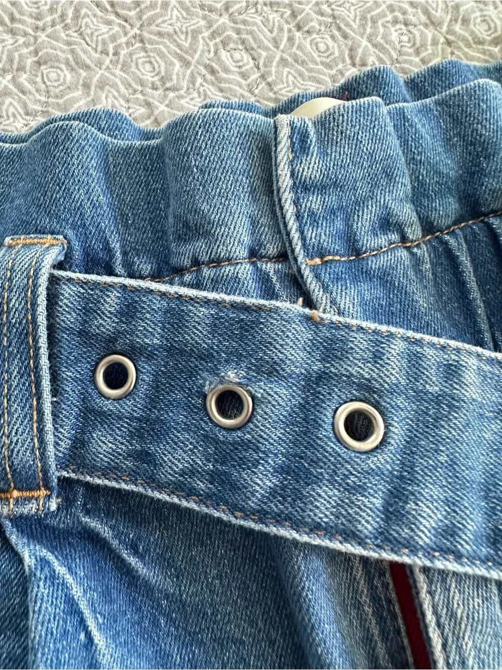 Alice + Olivia Jeans Blue Paperbag Belted Denim Shorts Rosemary Size 25